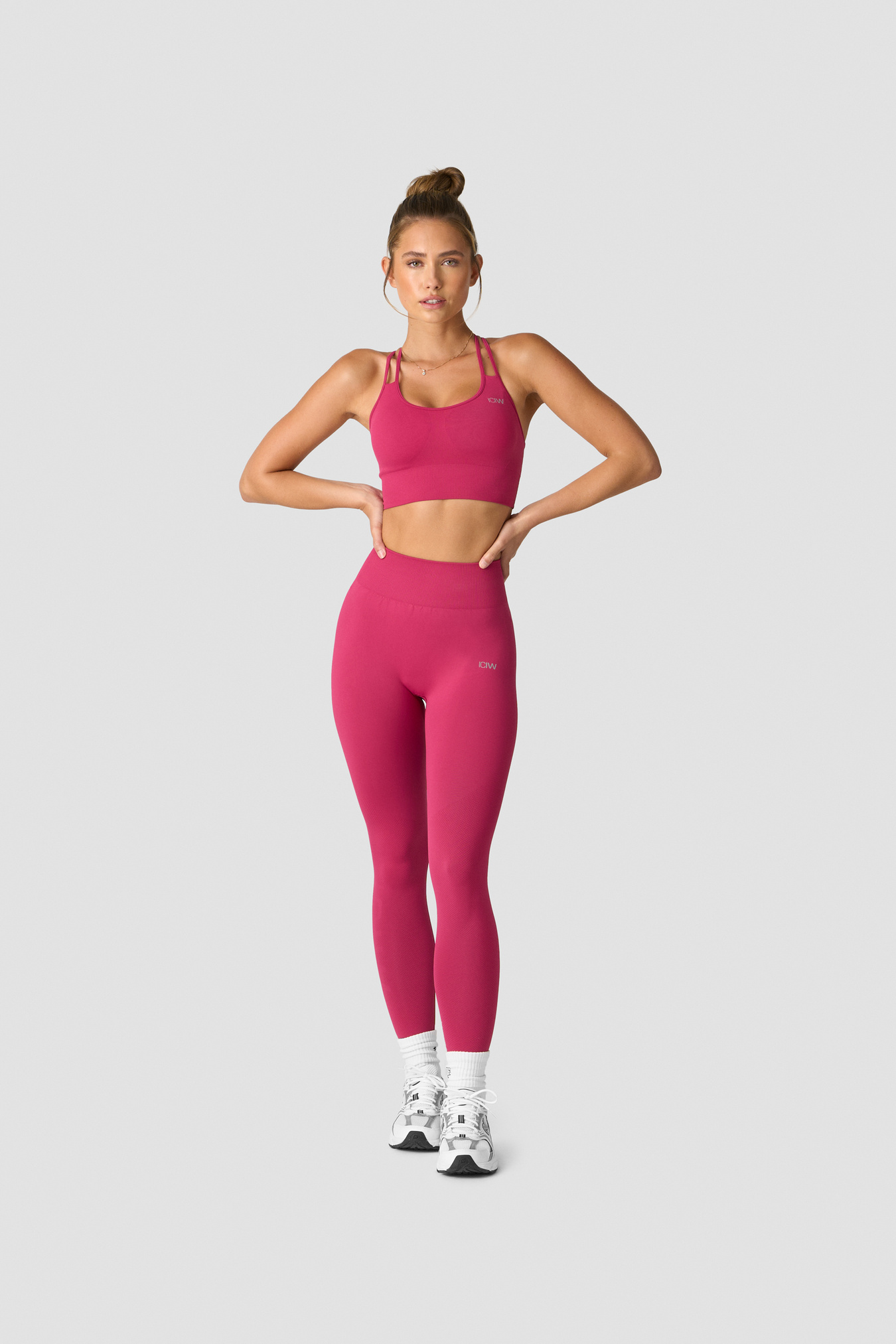 Define Seamless Sports Bra Dark Pink - image 2